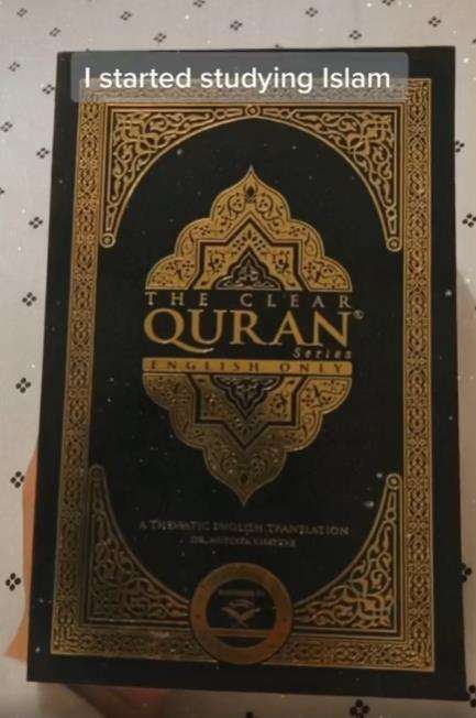 Gadis mualaf tak sabar menantikan datangnya bulan Ramadhan.