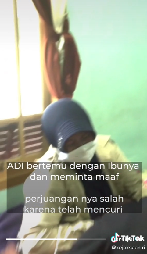 adi bertemu ibunya