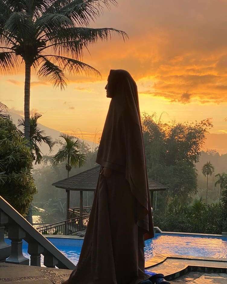 Kabar Terbaru Inneke Koesherawati