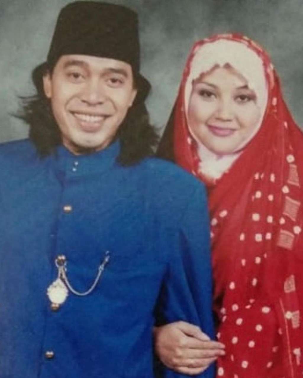 Komeng dan Aprilliana Komeng dan Aprilliana