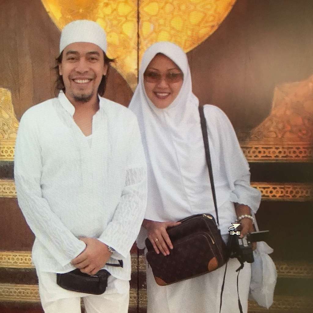 Aprilliana dan Komeng Aprilliana dan Komeng