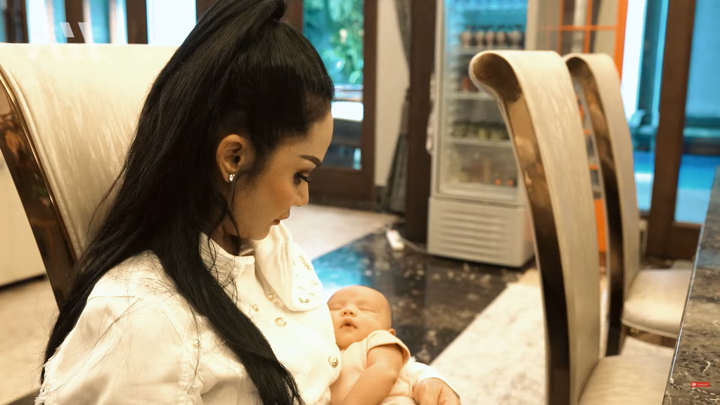 Krisdayanti dan Ameena