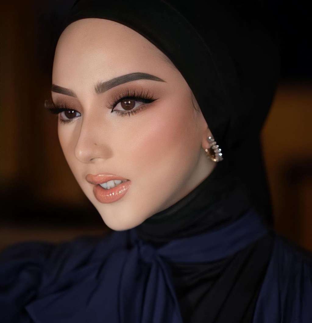 Dinan Fajrina istri Doni Salmanan