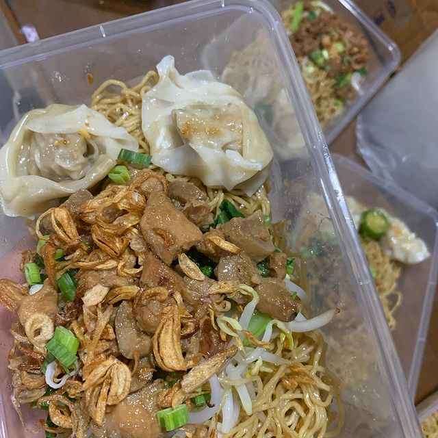 Manis dan Sedap/Bakmi Bangka TanTan Manis dan Sedap/Bakmi Bangka TanTan