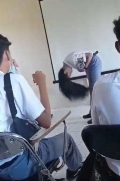 Viral kelamaan sekolah daring, pas masuk PTM auto gondrong.
