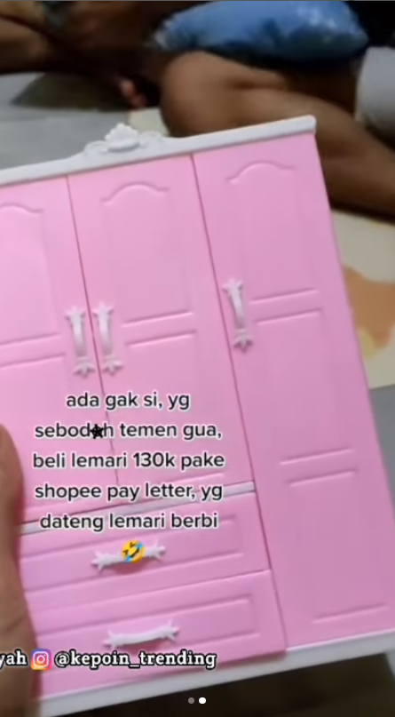 lemari barbie