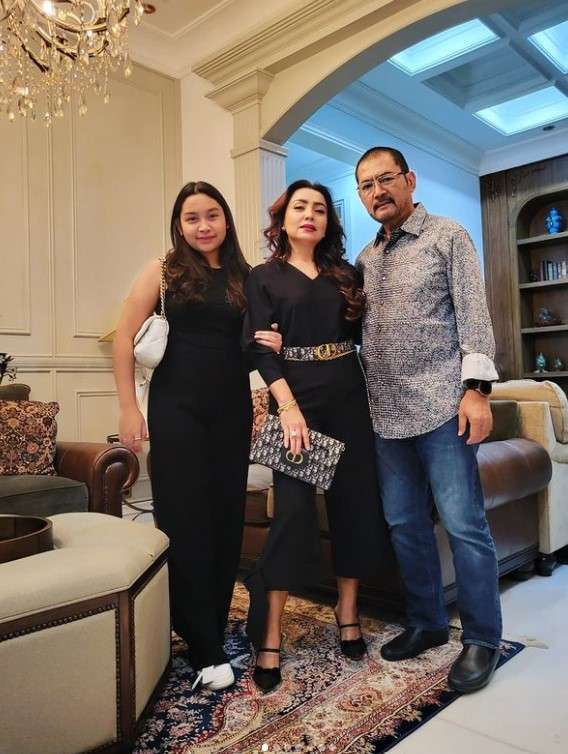 Potret Khirani Anak Mayangsari dan Bambang Trihatmodjo