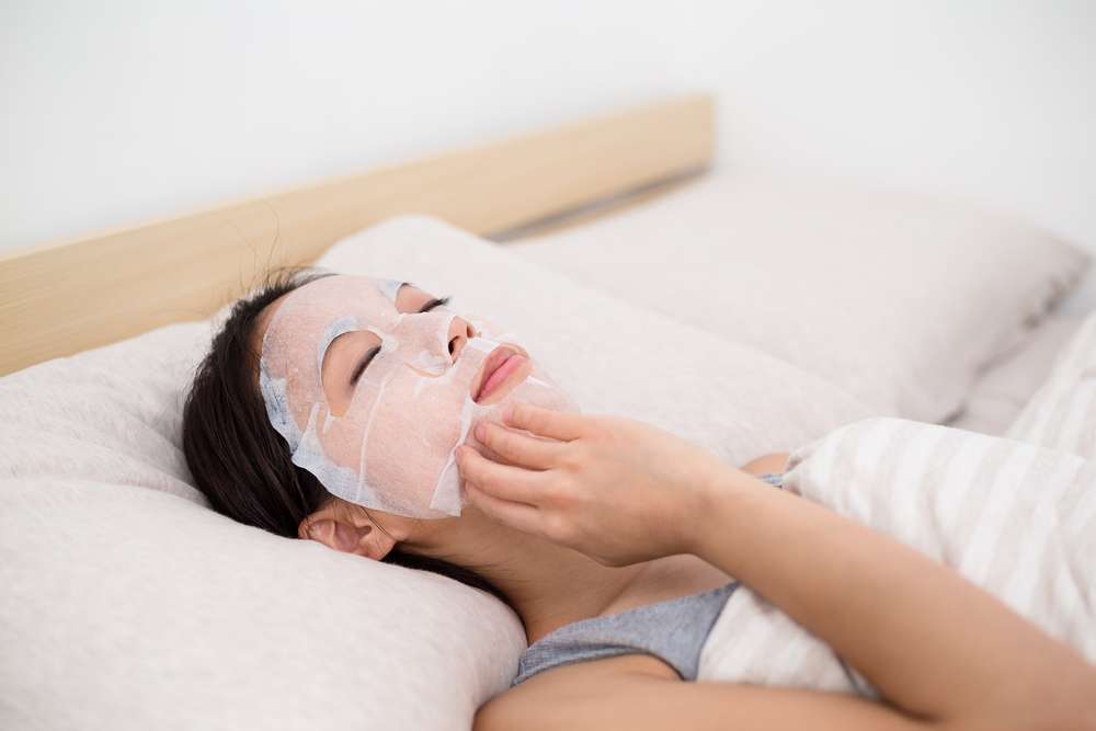Memakai Sheetmask