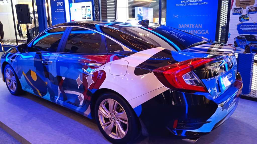 Mobil Kolaborasi OLX Autos dengan Nevertoolavish
