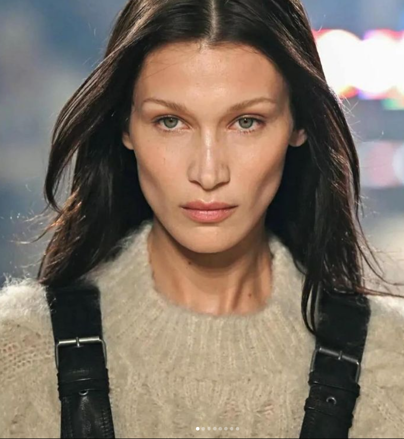Instagram @bellahadid