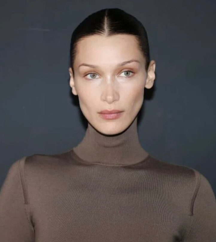 Instagram @bellahadid