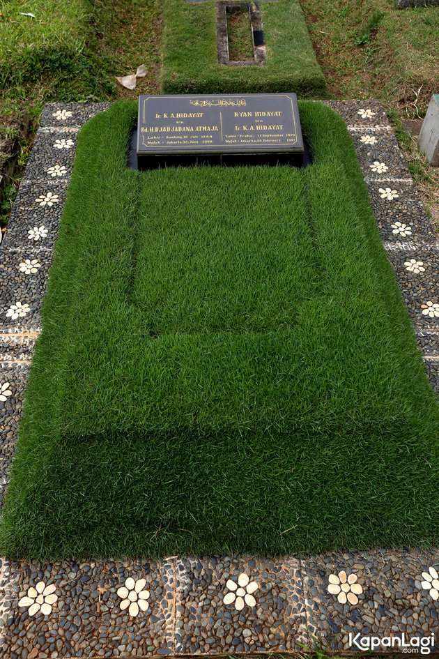 Makam Ryan Hidayat