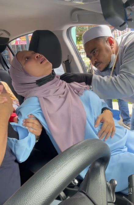 Wanita hamil pemilik restoran kesurupan diduga kena santet.