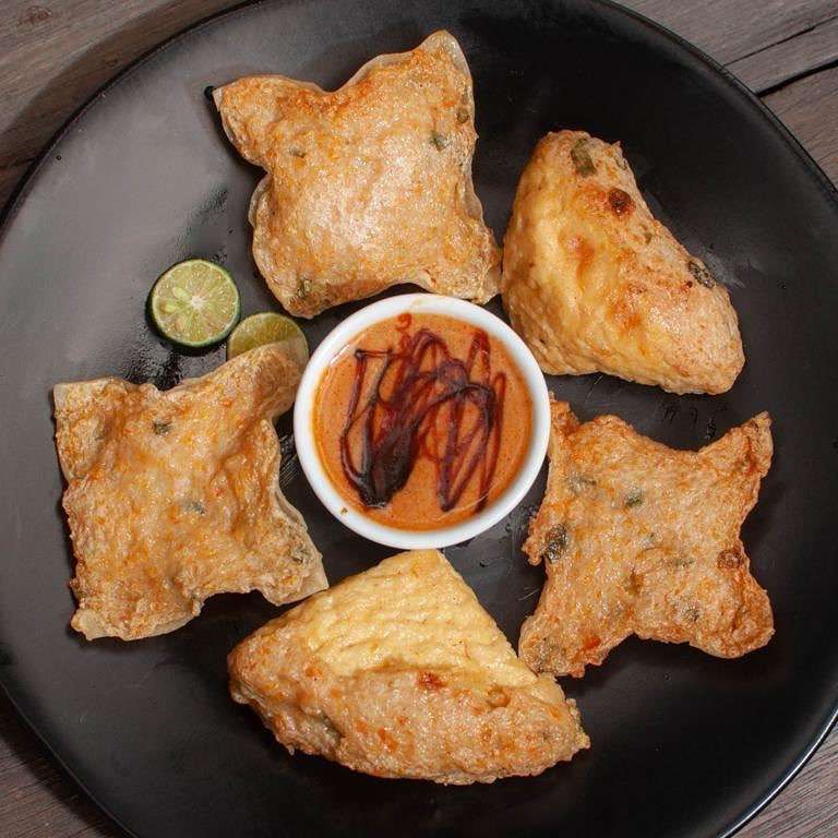 Menjajal Sedapnya Batagor Asli Seller Lokal Bandung, Cita Rasanya Khas Banget Menjajal Sedapnya Batagor Asli Seller Lokal Bandung, Cita Rasanya Khas Banget