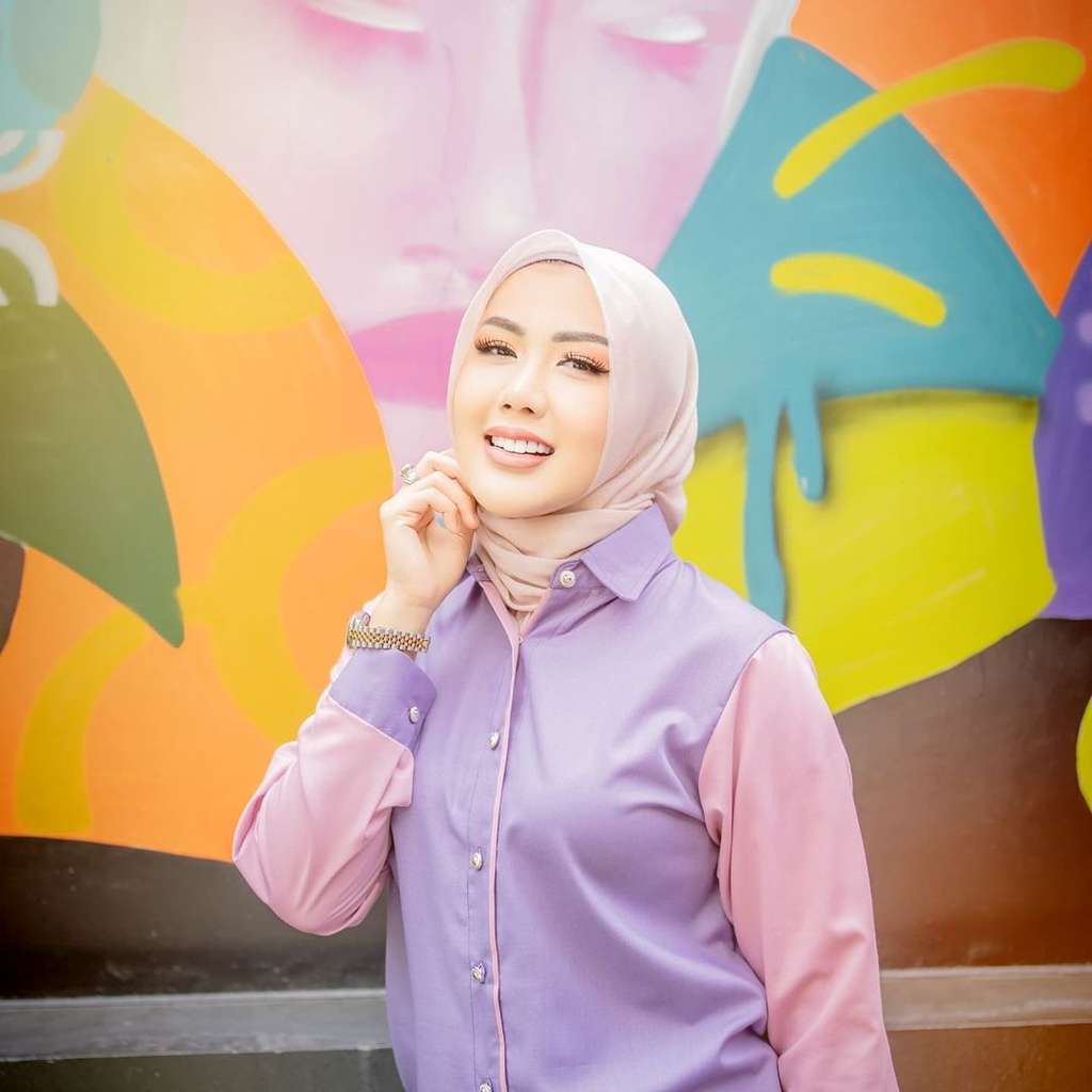 Penampilan terbaru Rey Utami