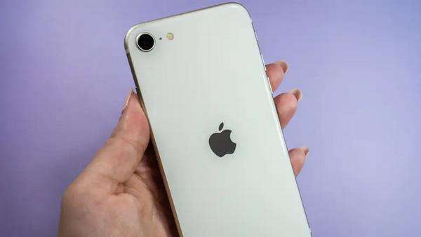 Review iPhone SE 2022, iPhone 5G termurah dari Apple.