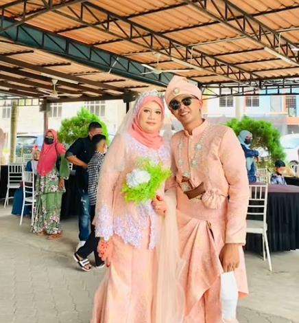 Ibu menikah dengan suami baru yang ternyata teman SD putrinya.