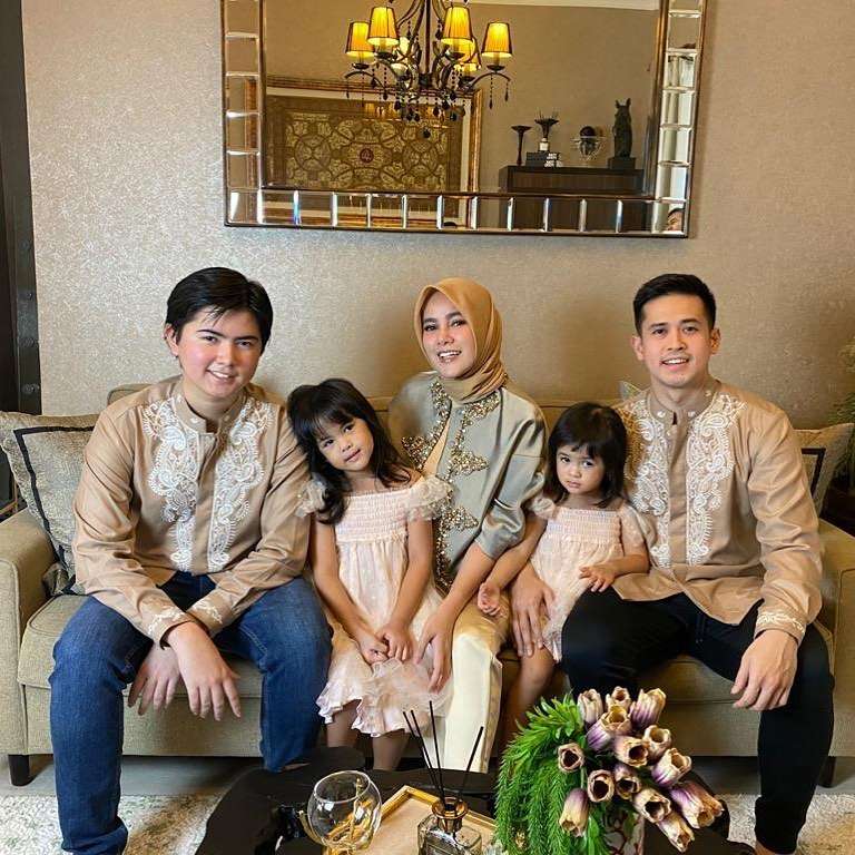 potret keluarga Olla dan Aufar