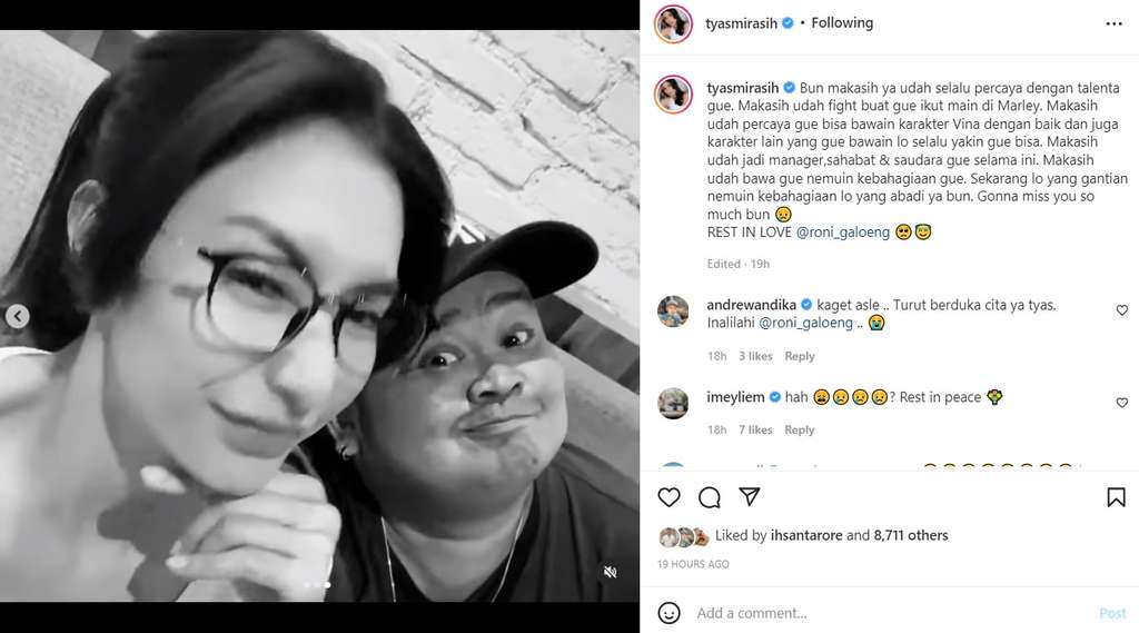 Tyas Mirasih berduka