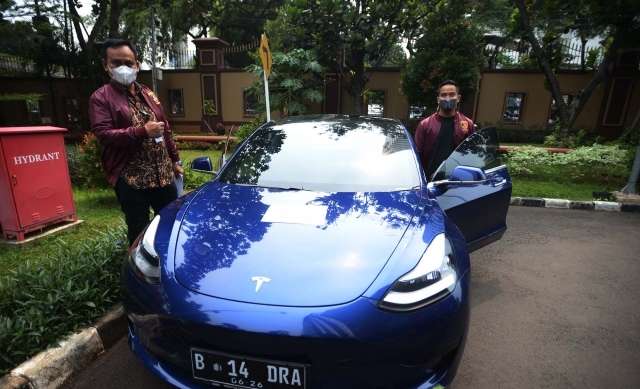mobil sitaan indra kenz