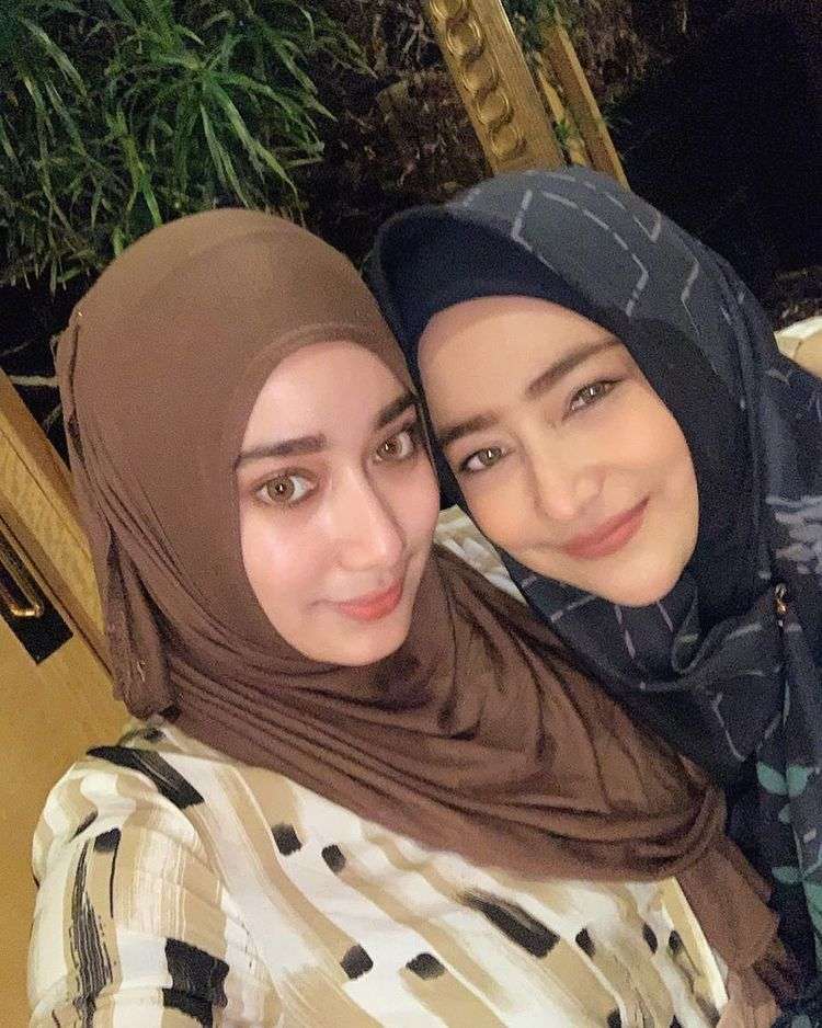 Cindy dan Syaira