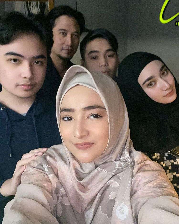 Keluarga Cindy Fatika