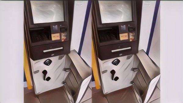 Bagian dalam mesin ATM.