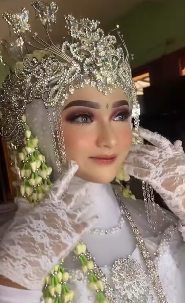 Transformasi Makeup Pengantin