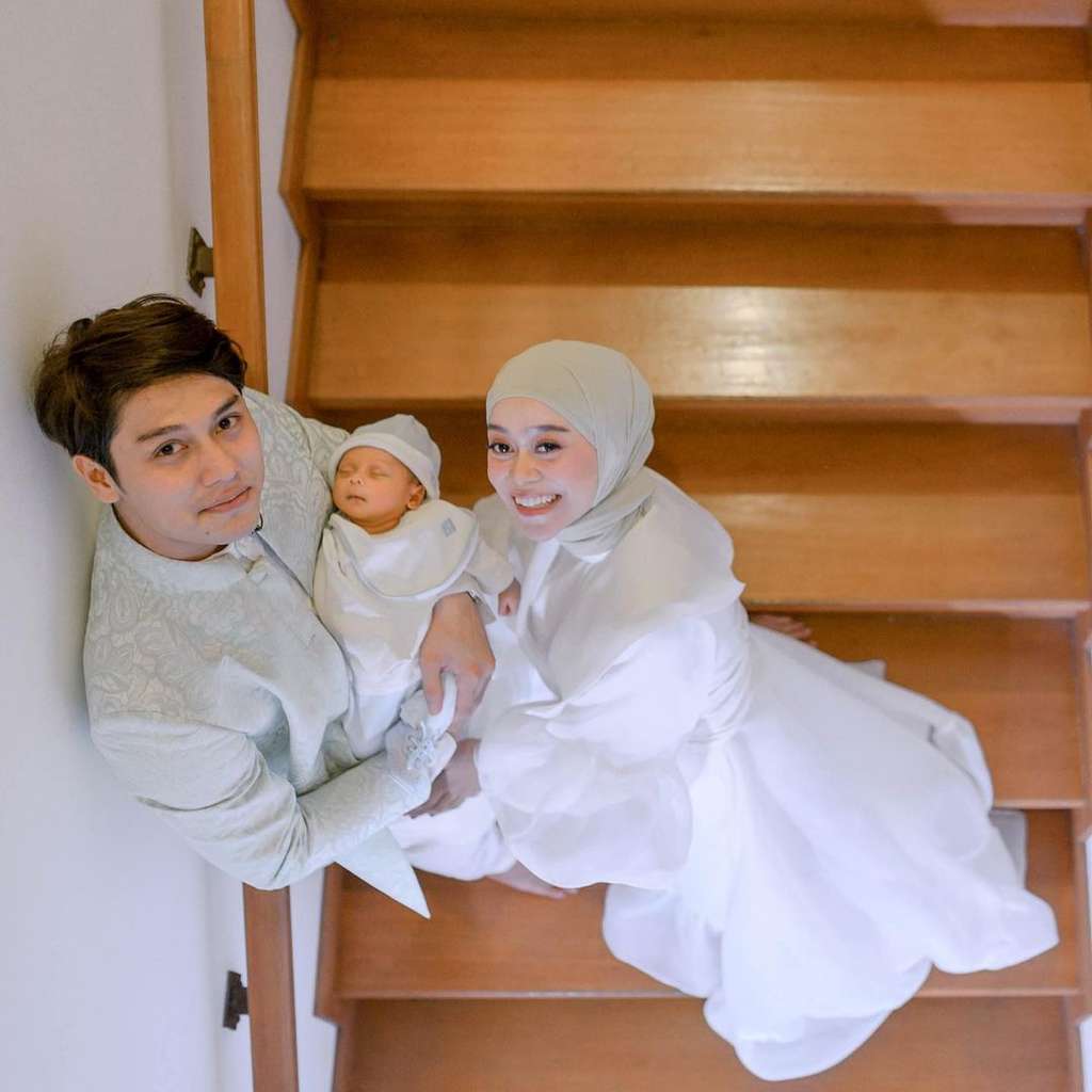 Rizky Billar dan Lesti Kejora Rizky Billar dan Lesti Kejora