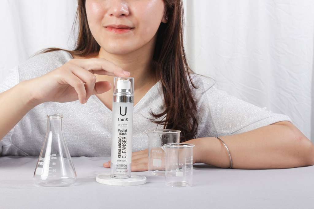 Facial Wash Rebalancing Cleanser with AHA