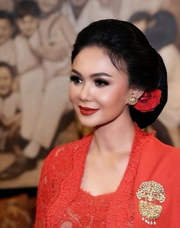 Penampilan Yuni Shara