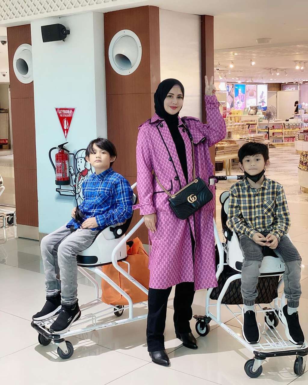 Juliana Moechtar Istri Mendiang Herman Seventeen
