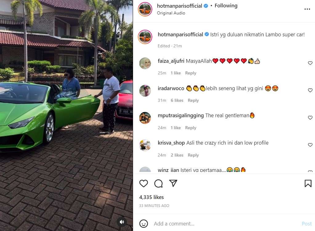 Hotman ajak istri naik mobil baru