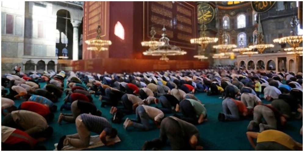 Dalil tentang Sholat Tarawih 4 Rakaat