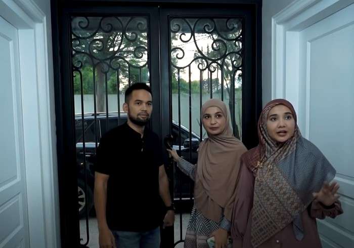 Rumah Shireen dan Wisnu