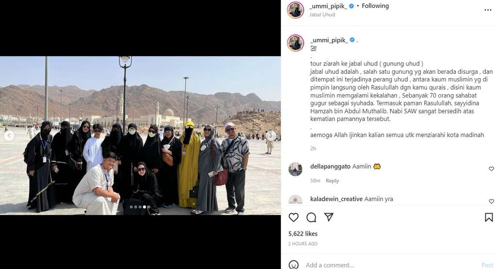 Umi Pipik bersama rombongan ziarah ke jabal Uhud