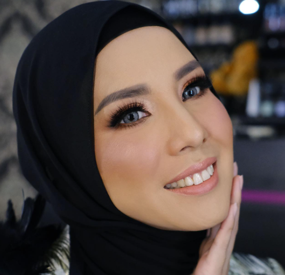 Tya Ariestya