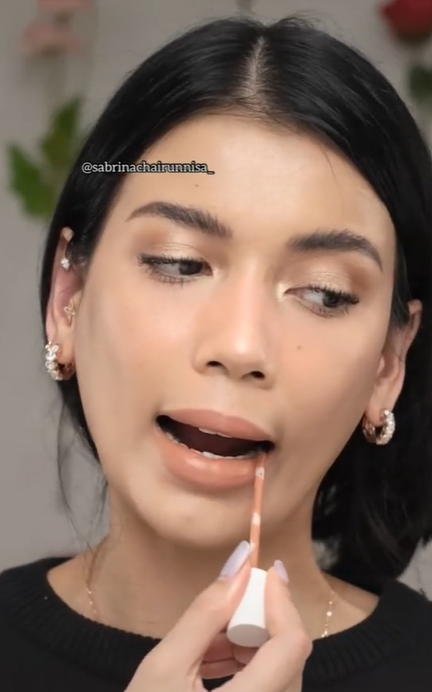 Tutorial Makeup Ala Sabrina Chairunnisa