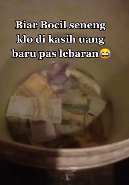 Trik bikin uang lama dan lusuh terlihat baru.