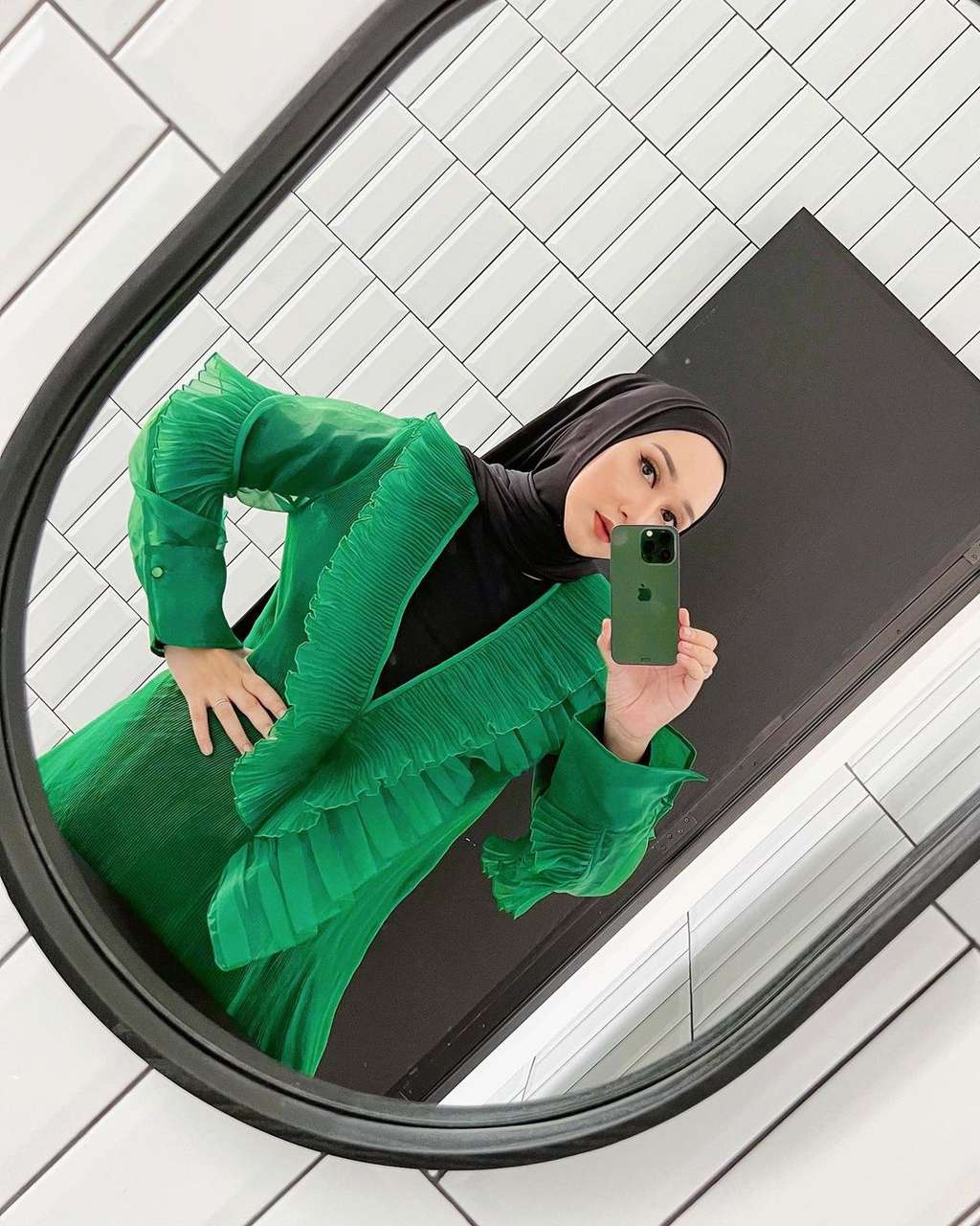 Instagram @dianpelangi