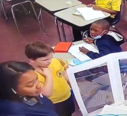 Murid kelas 3 SD tersedak tutup botol.