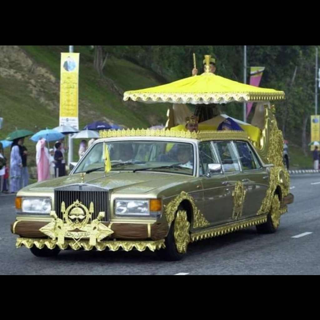 Rolls-Royce berlapis emas Sultan Brunei