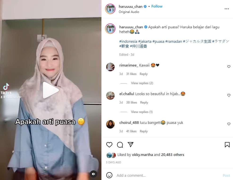 Haruka tampil berhijab