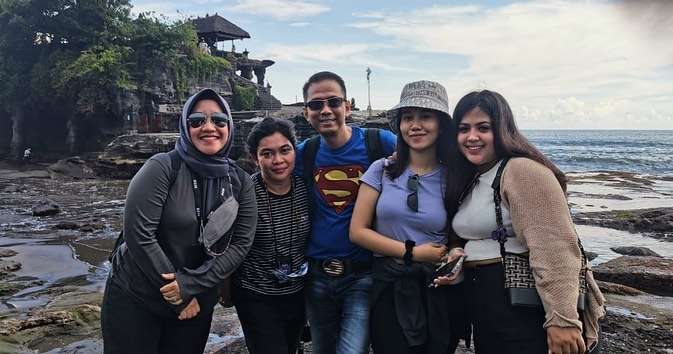Liburan ke Tanah Lot