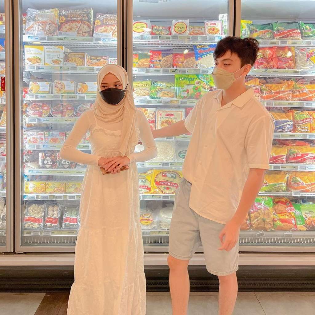 Putri Delina dan Jefri Reksa