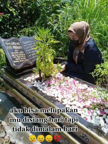 10 tahun gagal tes CPNS, begitu ketrima suami meninggal dunia.