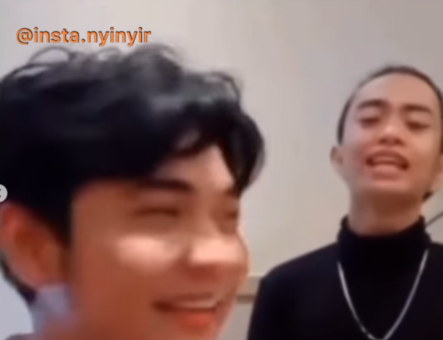 Tri Suaka dan Zinidin Zidan