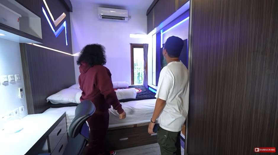Penampakan kamar Marshel Widianto