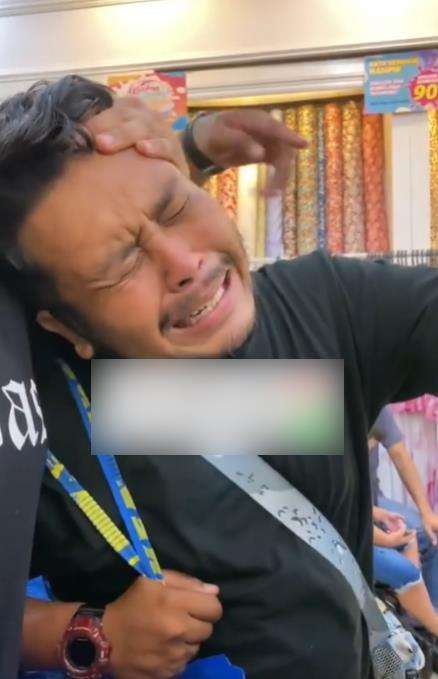 Suami nangis kejer tahu istrinya hilang di mal.