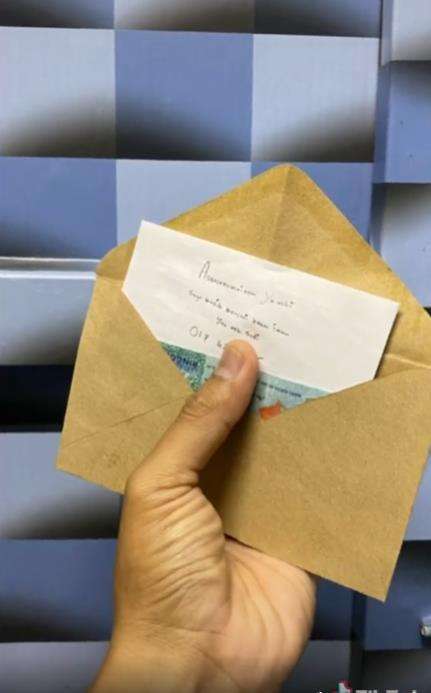 Viral imam sholat Tarawih dapat surat cinta dari jemaah wanita.